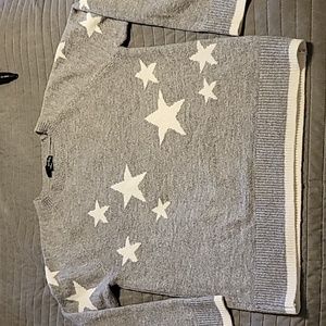 Gray sweater long sleeve,  white stars.  Size S (fits like M)